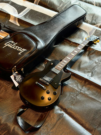 Signed Gibson Guitar!